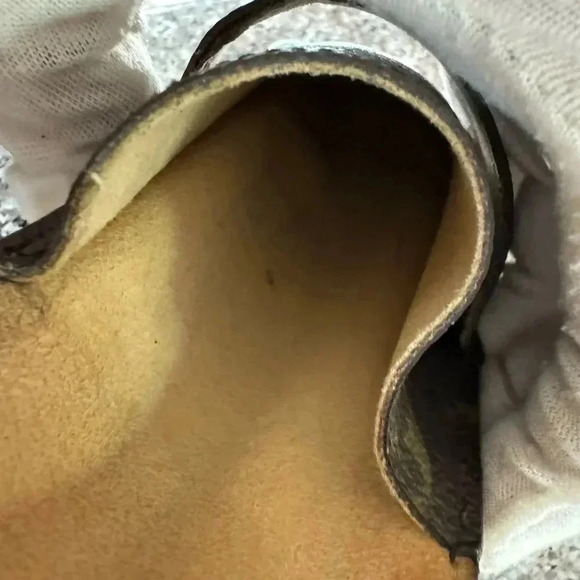 Louis Vuitton Monogram Etui a Lunettes Rabat Eyeglass Case - Picture 11 of 17